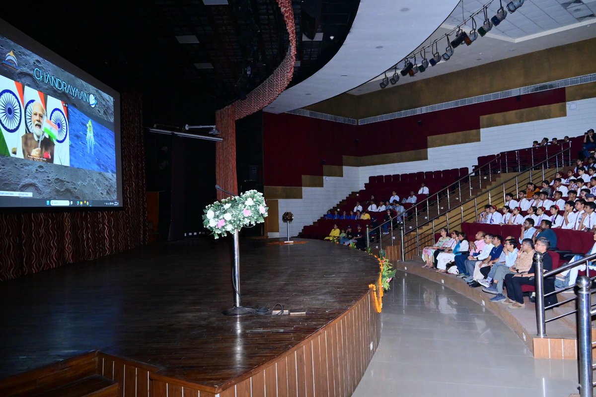 iitroorkee's tweet image. The Centre for Space Science & Technology, #IITRoorkee, with @isroiirs Dehradun -ISRO, hosted National Space Day 2025 on the theme “Aryabhata to Gaganyaan: Ancient Wisdom to Infinite Possibilities.”
Events included lectures, quiz, oration & documentary. @isro #SpaceScience