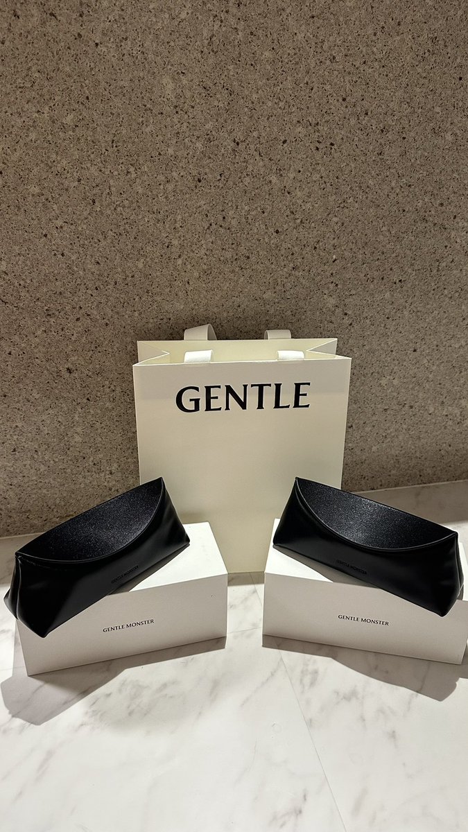 jp_sino's tweet photo. 🎩
@_GentleMonster_ https://t.co/5pic34fjCL