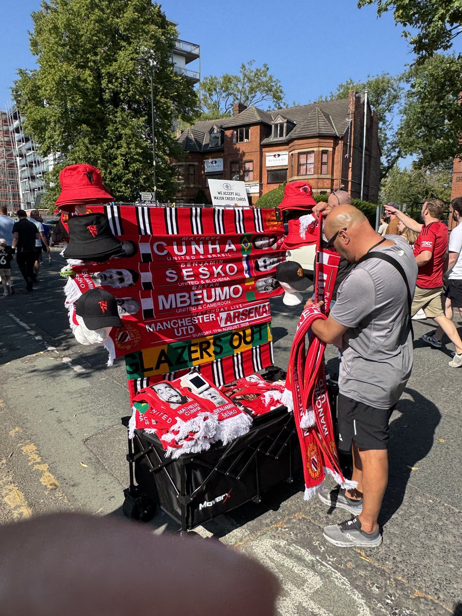 PrinterKevin's tweet image. Old Trafford on a premier league opener? Did that mate ♥️

Top performance and top atmosphere. Hope we push and build on from this performance @ManUtd