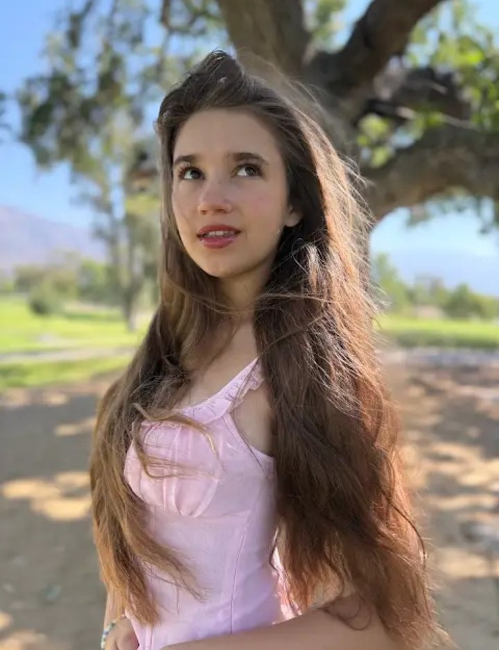 Karolinaviolin's tweet photo. https://t.co/AKmhRal7fk