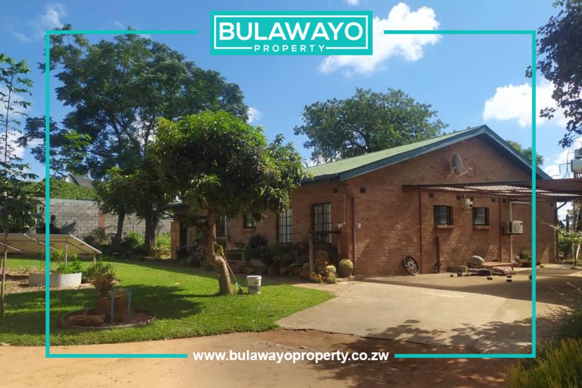 ByoProperty's tweet photo. From classic to modern, there is a wide selection of properties in Zimbabwe's second-largest city.

Browse properties for sale and rent in Bulawayo.

Click on the link below for more information on listings, Price, Location, and Agent's Contact Details=>
https://t.co/rQl4xtIc4F https://t.co/SSlBhshIfm