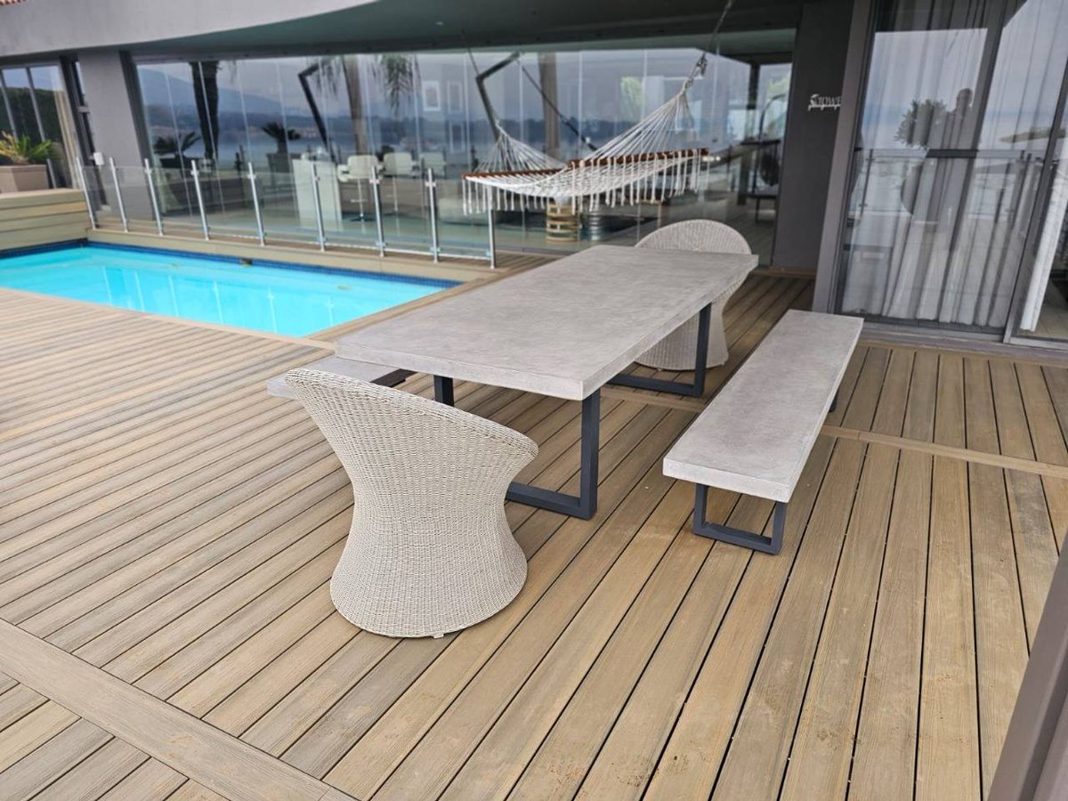 DesignAPretoria's tweet image. We Design, Manufacture and Install - Steel, Stainless Steel &amp;amp; Glass Balustrades, Driveway Gates, Fences, Security Doors, Burglar Bars, Decks and much more...