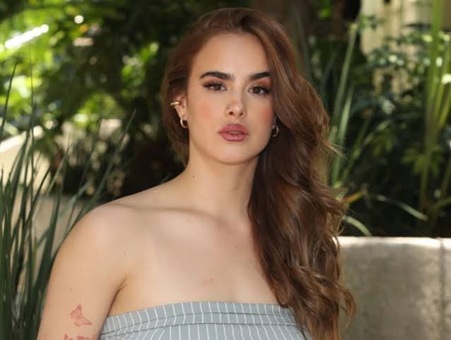 BIYIK__'s tweet photo. La odian por no tener filtros y ser quien es sin poses ni máscaras.
Y todo mundo ama a la streamer que no dice ni hace algo genuino si no hay una cámara enfrente 🤷🏽‍♂️

EN ESTA CUENTA SIEMPRE VAMOS CON LA GENTE REAL.

Doña Gala Montes 👏👏👏👏 https://t.co/N2fZSYIHFd