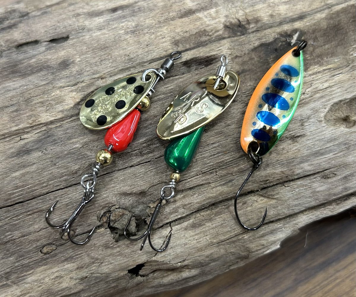 minimu_digital's tweet photo. MellowS FUN FISHING　Vol.1　身近な小河川でチャビング

身近な小河川で楽しむ「チャビング」
小さなルアーでオイカワやカワムツを狙う清流釣り。
婚姻色の美しさや繊細なアタリが魅力で、5〜8月がベストシーズン。
近所の川でも気軽に始められる新しい釣りスタイル。

https://t.co/CVC2dutDm9 https://t.co/e6FAmaZ2Aw