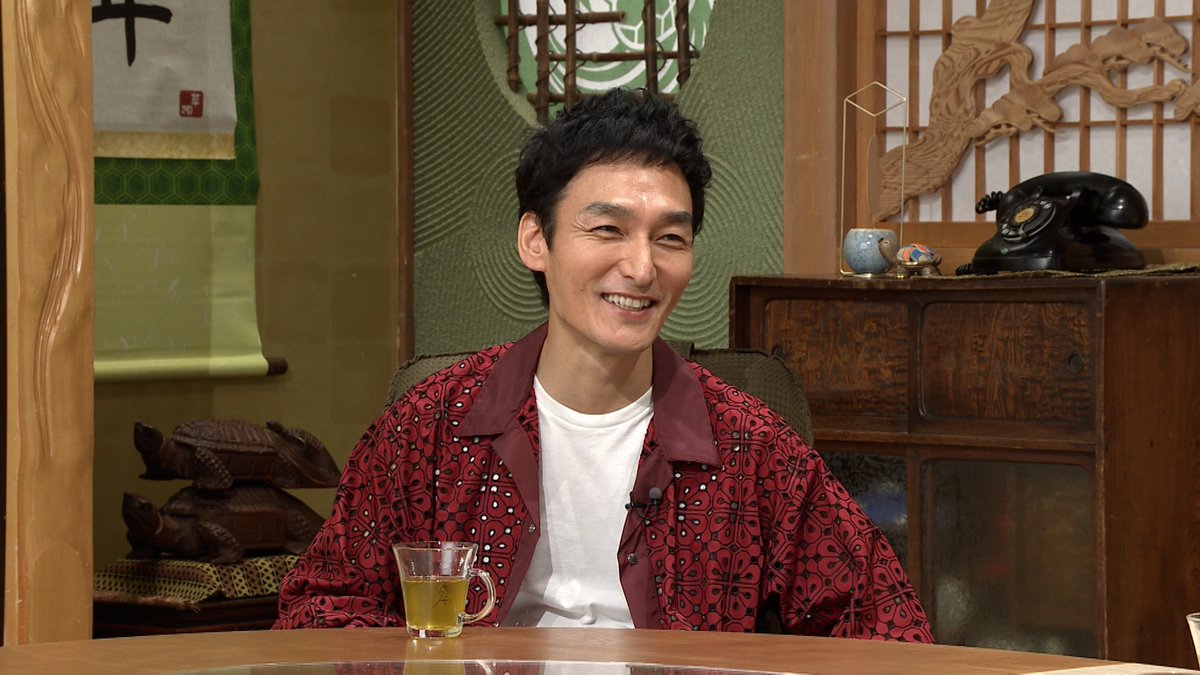 usakame_ytv's tweet image. 次回の #うさかめ ちょいみせ！

夏休みの自由研究に最適🌻
自家製コーラ対決🥤

🐇 #三代目JSOULBROTHERS #山下健二郎 
　 #THERAMPAGE #岩谷翔吾
　　↪️和食材を使った健康コーラ
🐢 #みながわ 
　　↪️火いらず＆包丁いらず超簡単コーラ

📺8月24日（日）ひる0時35分〜

#草彅剛 #海原やすよともこ