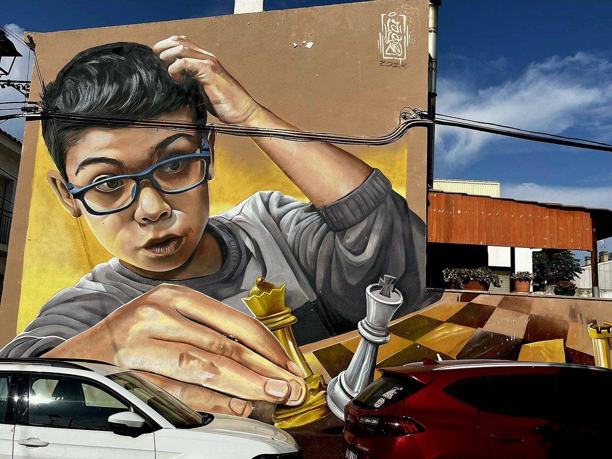 Mural real de Faustino Oro en La Bisbal del Panedes, Tarragona. Creado por el artista Laleiro Lelo.

Aún me asombra ver la cantidad de corazones que tocó este niño.

📷: <a href="/Jordisous/">Jordi Fernandez</a>