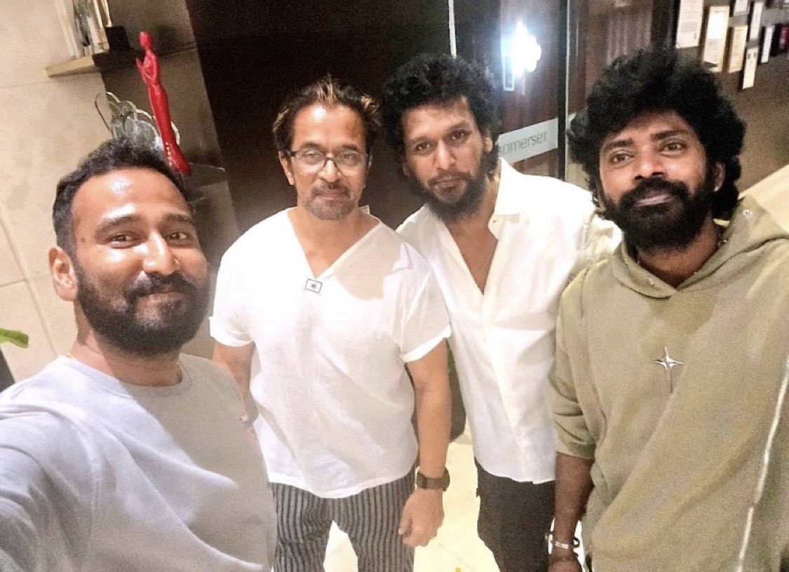 TrollKariya's tweet photo. Our Action King With @Dir_Lokesh
#AkArjun #LCU #LokeshKanagaraj https://t.co/74iYf7XrEy
