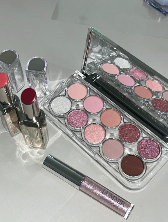 #이벤트 

여름이 가기전에 루미르 라온아 썸머 나잇 이벤트 말아옴🌙

📍참여방법 : <a href="/lummir_makeup/">루미르</a> 팔로우 + 해당 게시글 rt, 맘찍
📍당발 : 8/22일 3명
📍선물 : 라온아 02 썸머나잇

펄사모 핑사모 트친분들의 많은 참여 부탁드립니다💖