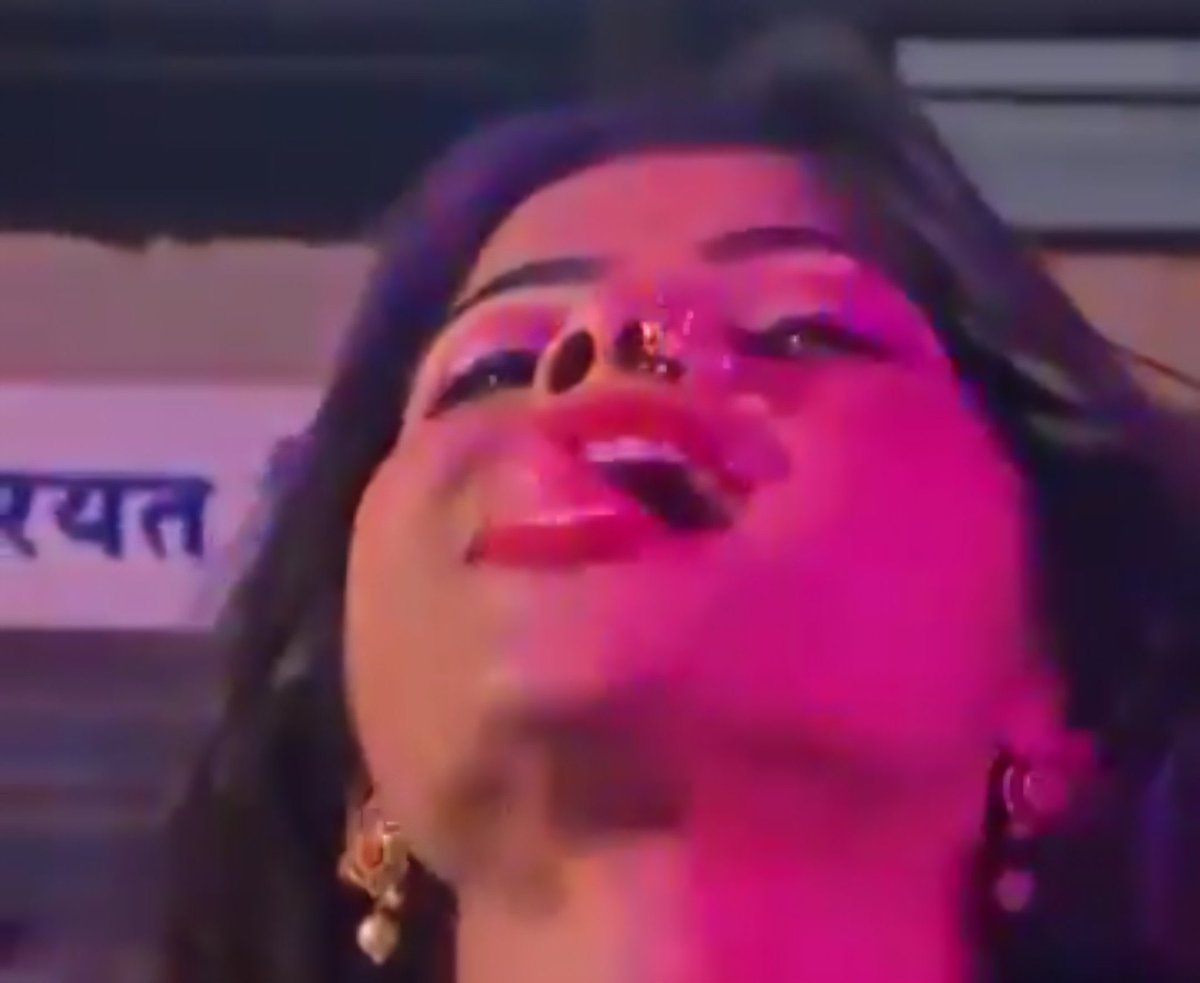 हेच आहे का साहेबांचं महिला धोरण?

कुठं नेऊन ठेवलाय (पुरोगामी) महाराष्ट्र माझा?