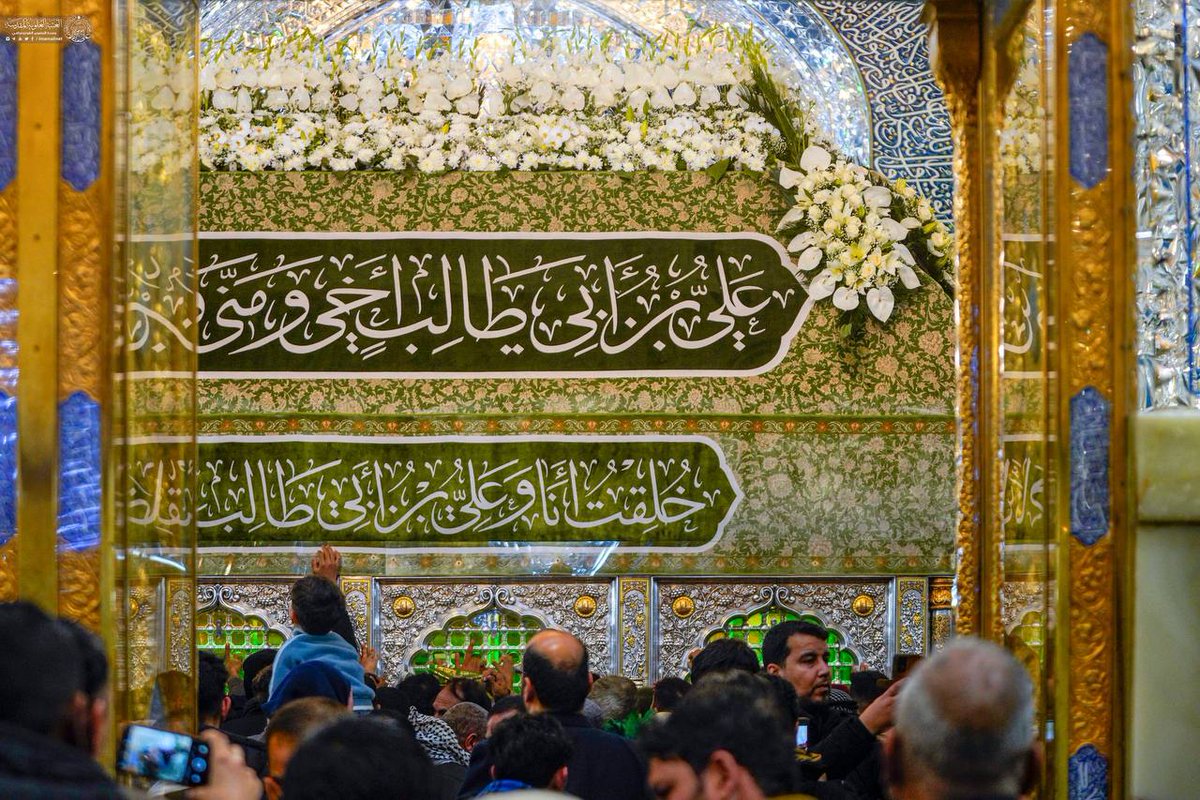 أغير حيدرة أرجو لآخـرتـي؟
وهـو الشفيع إذا بـاب اللظى شرعاً

#ياعلي