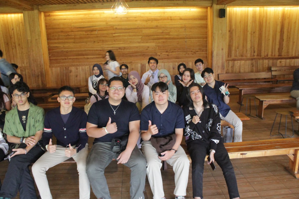 edcinburgh's tweet image. bonding kemarin seru juga ya