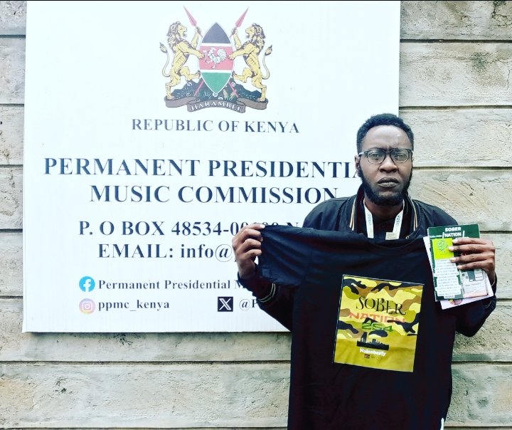 OleSavanna16999's tweet photo. God Bless ๐๐พ#PermanentPresidentialMusicCommision TushaMark Territory Ata Shetani Hawezi Fanya Kitu...
Wanasema Wanacho Sikia, Mi Nasema Ninachojua Ya kwamba Mi Ni #Proffesional
#SoberNation254 #GreenWalker TShoz at kshs 1500 and additional wrist hand beads...
For classic Dope https://t.co/Bpndw9sben