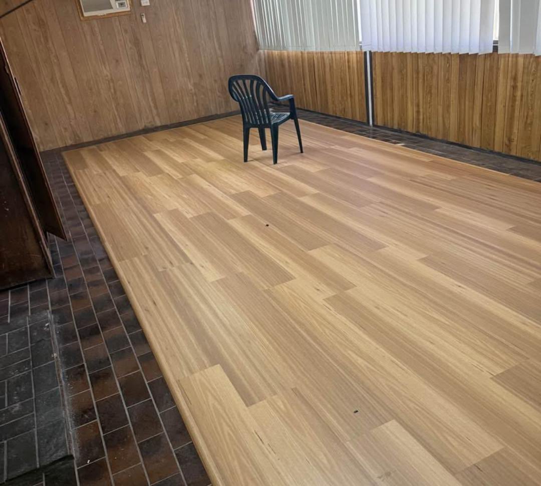 floornigeria's tweet photo. When was the first time you stepped on a floor like this , what’s your reservation? What does it feel like ? Do you think it’s actually necessary ? Ceramic or these type of floor ?? #RenewedHope Arsenal • #Supernova #MUARS https://t.co/drB257dvMX