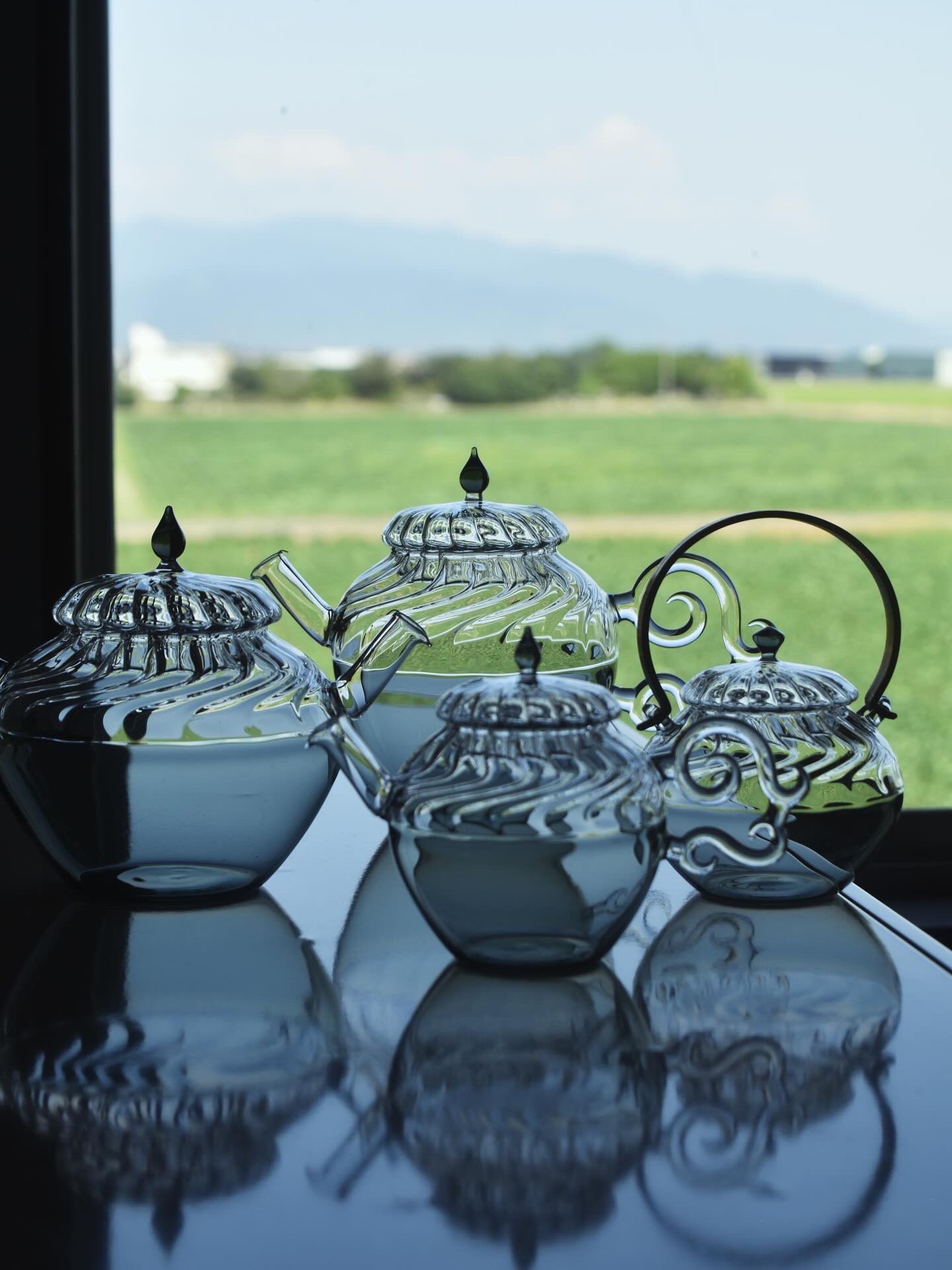 氷のうつわ　クリア　glass atelier えむに 楽天市場】glass atelier えむに ソーダのボウル（氷）【ガラス