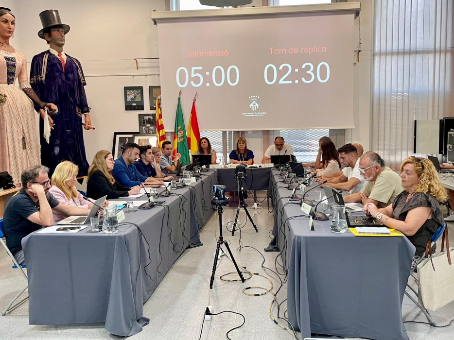 📑L’Ajuntament ha començat a treballar en l’aprovació del pressupost 2026, ja que s’ha decidit finalitzar l'any amb el pressupost prorrogat. 

👉Aquest s’ha modificat per a afrontar les despeses i inversions més urgents. 
🔗Llegeix tota la notícia a cubelles.cat/actualitat/not…