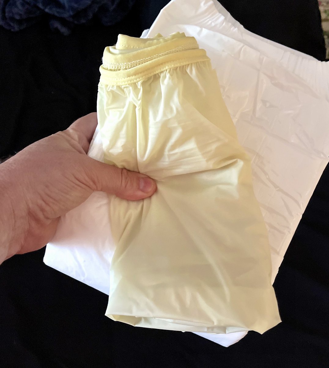 FunBasedLife's tweet image. I&apos;m in #diapers, does that matter to you!? Need changing 🤔 

#wetpant