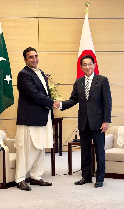 Correction: From PM Benazir Bhutto’s historic visit to Japan 🇯🇵 in 1996, to Bilawal Bhutto’s official talks on diplomacy &amp; trade in 2023, and Aseefa Bhutto engaging with diaspora &amp; business circles, This is not a ‘first in 20 years