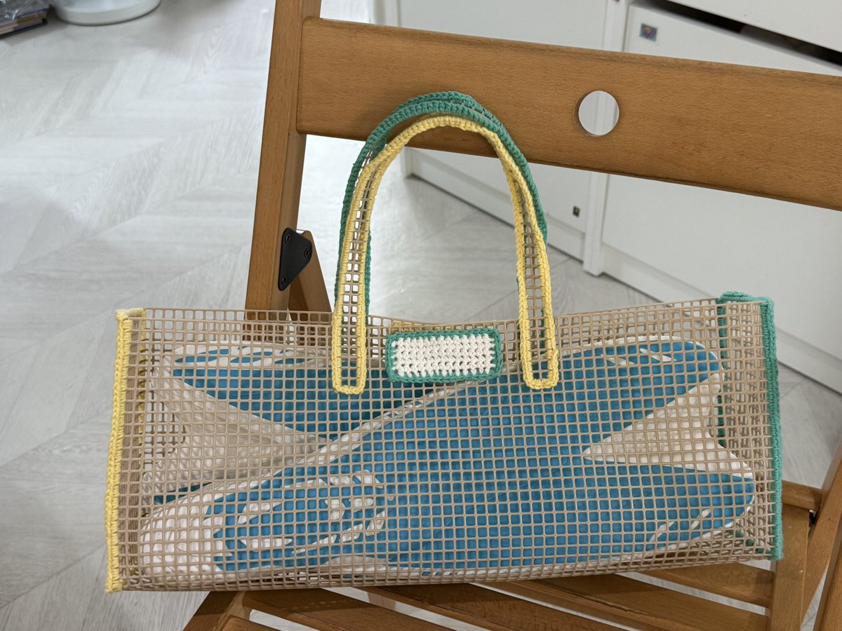 sosohan_haru's tweet image. 자매님이 첫째 조카 오리발 넣으라고 만든 오리발 가방 보고 가실 분🙋‍♀️