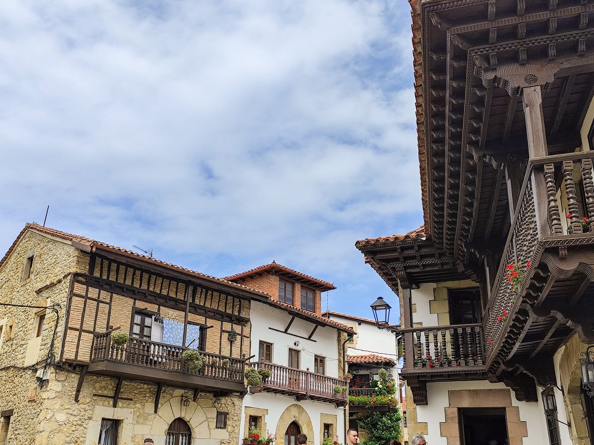MariadelAmorRM's tweet photo. Santillana del Mar, Cantabria. https://t.co/nlHXedAzrv