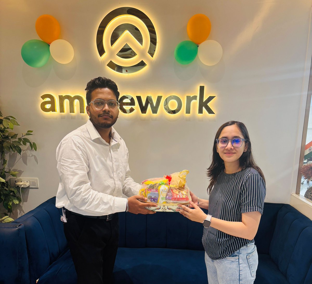 AmpleworkPvtLtd's tweet photo. Welcome to the team, Ansh Vashisth! 🎉 We’re thrilled to have you join us as a Jr. Associate Developer at Amplework Software Pvt. Ltd.

#welcomeonboard #team #newjoiner #teamamplework #developmentteam #newbeginnings #workculture #careergrowth #ampleworksoftware https://t.co/ISdWRGMw5d