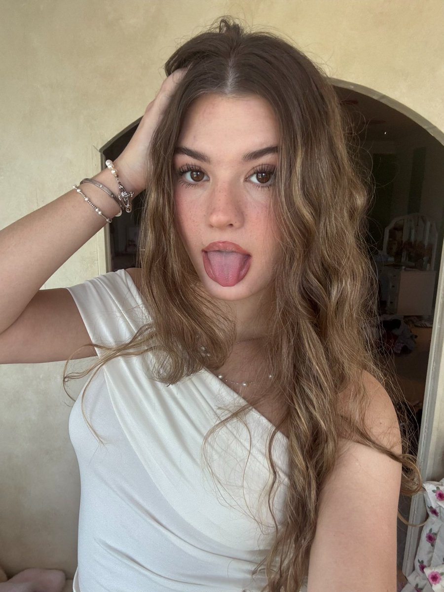 madi tweet media