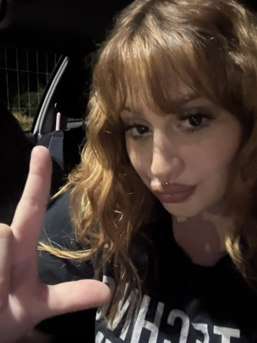 GoddessMaaya's tweet photo. Io alzo la mano e voi abbassate lo sguardo, questo è il potere di una vera Dea.
#Femdom #Mistress #FindomCommunity #SlaveMindset #FemdomPower #Findom https://t.co/Jcu1GxTyeB