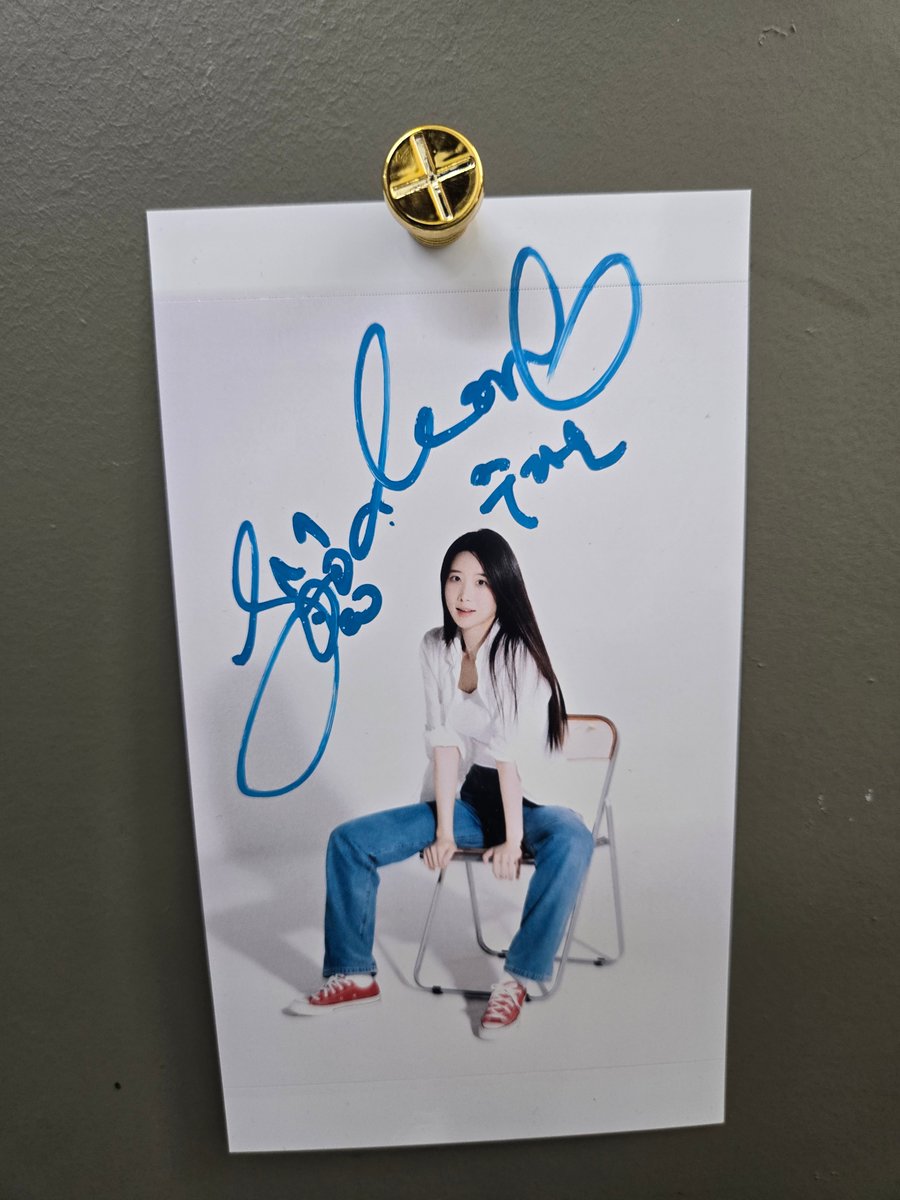 🎁#RT이벤트 #유튜브구독

ksdaily.co.kr/news/articleVi…
youtube.com/@deo_interview

주다온 배우 친필 사인. 

📍 참여기간 : 08월 18일 ~ 08월 25일
📍 참여방법 : 게시물 리트윗 및 유튜브 구독과 좋아요
📍 당첨인원 : 1명
📢 당첨발표 : 08/25(월) 
📢 당첨자 개별연락