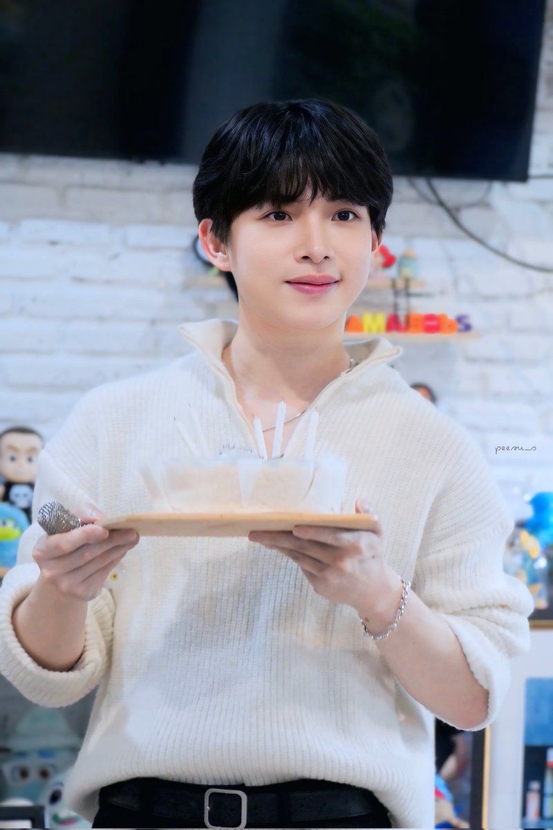 peesu__s's tweet photo. 17 Aug 25 🎂 ไต๋ไต๋ 26 ขวบ ~15-16
#taitnp https://t.co/1IDKc4YNXo