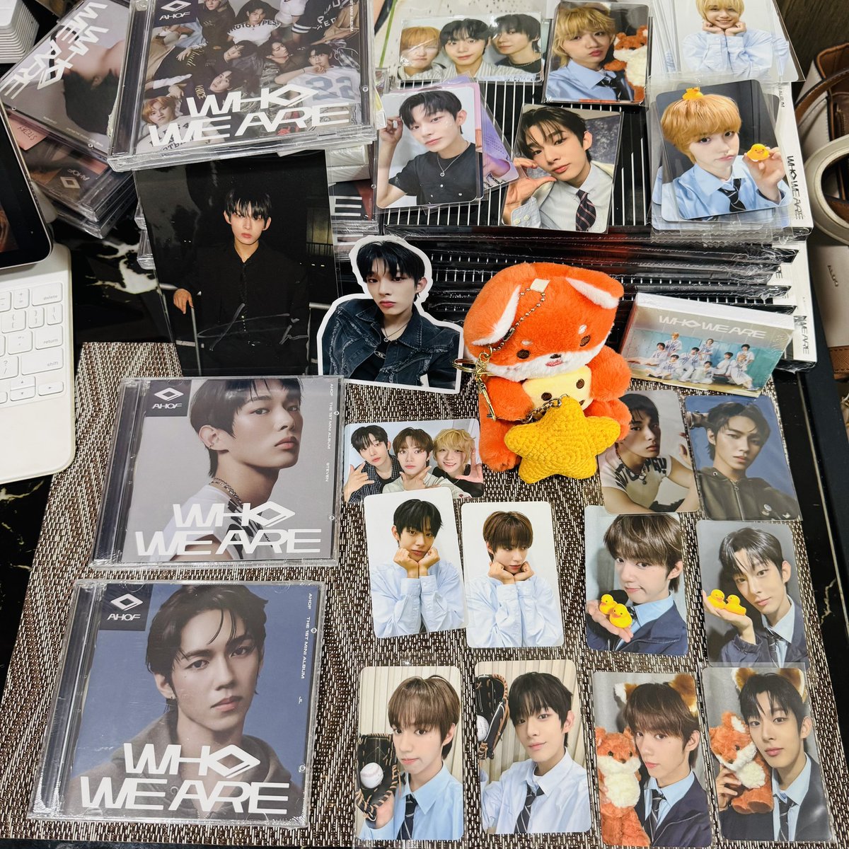 Mayora Jana (μλ) | π¦ππ― (@hanaplor) on Twitter photo Ayoko na buksan mga albums ko kasi katakot at sayang if di mauwian ng STEJAY HAHAHAHUHU sa POBs nalang ako umasa π€£π so ayun, puro sealed albums ko para sa mga mananalo sa upcoming GA ng <a href="/STEJAY_official/">STEJAY Official</a> π₯ΉππββοΈ Ayoko na buksan mga albums ko kasi katakot at sayang if di mauwian ng STEJAY HAHAHAHUHU sa POBs nalang ako umasa π€£π so ayun, puro sealed albums ko para sa mga mananalo sa upcoming GA ng <a href="/STEJAY_official/">STEJAY Official</a> π₯ΉππββοΈ