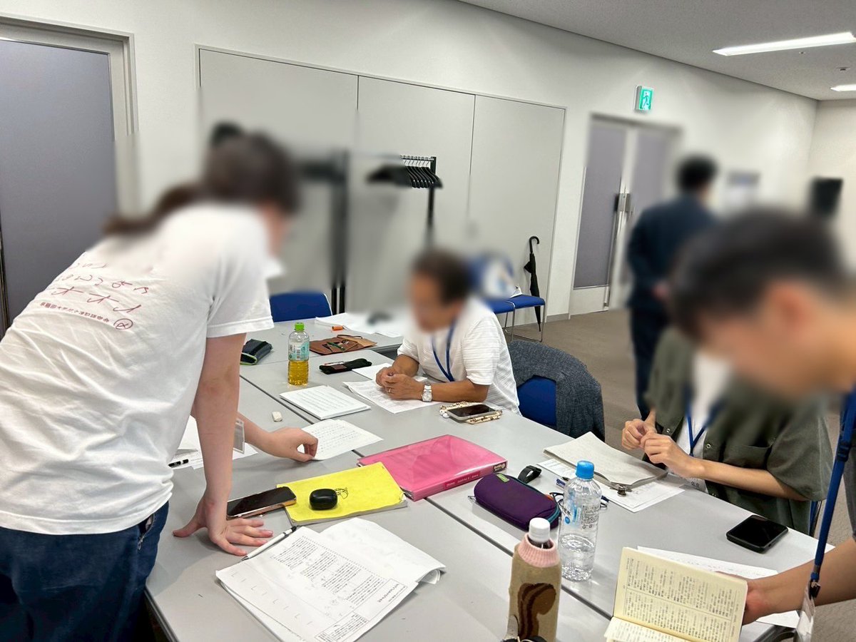kandaisokkibu's tweet image. 先日東京で第6回速記交流合宿が開催されました

他大学や社会人の方と交流することができ、非常に有意義な時間を過ごせました！
今回の交流合宿で高まった速記熱を絶やすことなく、日々の練習に励もうと思います