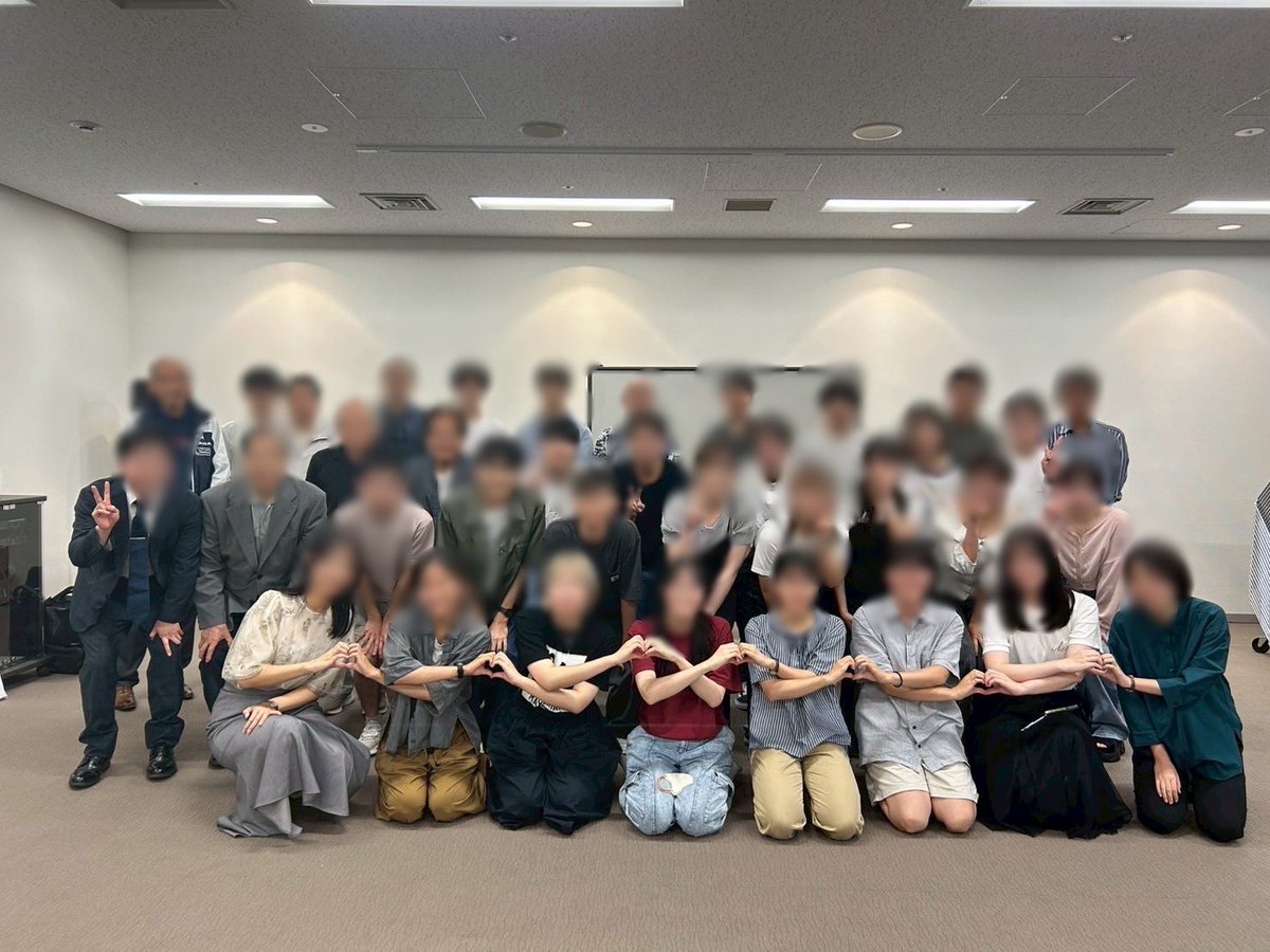 kandaisokkibu's tweet image. 先日東京で第6回速記交流合宿が開催されました

他大学や社会人の方と交流することができ、非常に有意義な時間を過ごせました！
今回の交流合宿で高まった速記熱を絶やすことなく、日々の練習に励もうと思います