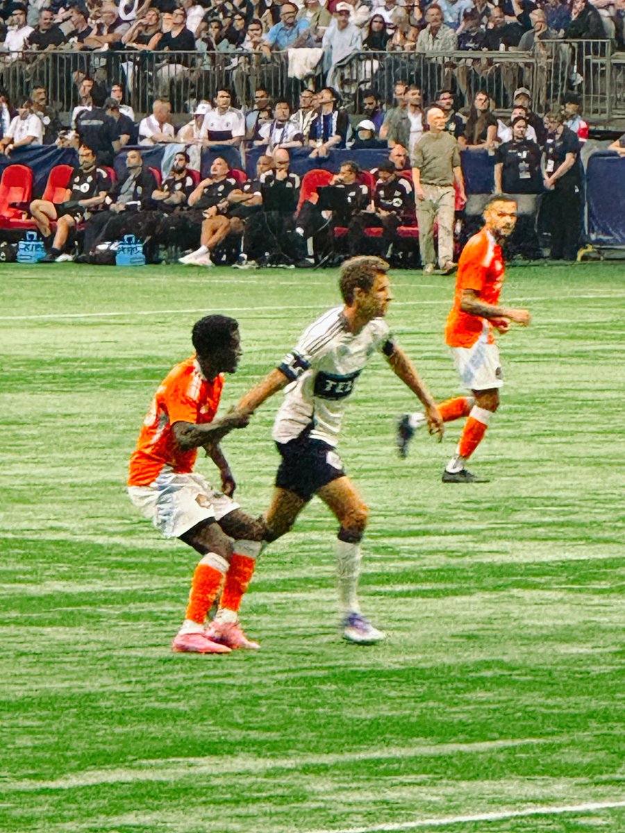 Kevin Vizconde (@kevinvizconde) on Twitter photo Willkommen Thomas Müller! 👋🇩🇪🇨🇦 <a href="/WhitecapsFC/">Vancouver Whitecaps FC</a> <a href="/esmuellert_/">Thomas Müller</a> <a href="/MLS/">Major League Soccer</a>
#mlsdebut #football #soccer #sports #Vancouver Willkommen Thomas Müller! 👋🇩🇪🇨🇦 <a href="/WhitecapsFC/">Vancouver Whitecaps FC</a> <a href="/esmuellert_/">Thomas Müller</a> <a href="/MLS/">Major League Soccer</a>
#mlsdebut #football #soccer #sports #Vancouver