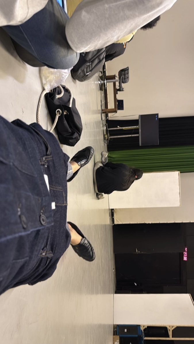 aly ✨🌻🌊 (@btwnstarnwave) on Twitter photo he got tired playing board games now he's laying down inside the classroom 😆🤏
#จุงอาเชน #JoongArchen <a href="/ChenRcj/">อันโดรเมด้า ชุน</a> he got tired playing board games now he's laying down inside the classroom 😆🤏
#จุงอาเชน #JoongArchen <a href="/ChenRcj/">อันโดรเมด้า ชุน</a>