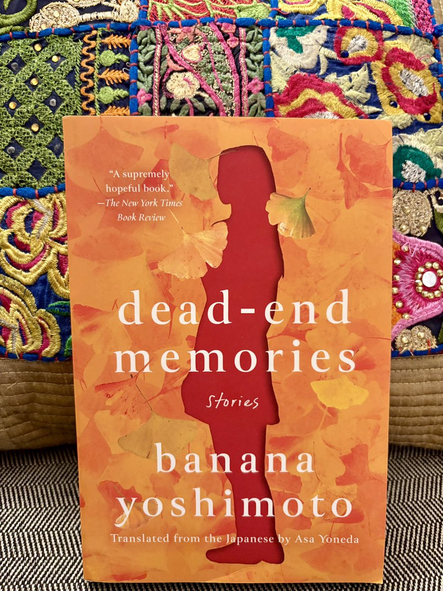 UnderAntares's tweet photo. “Time simply floated open and started to expand. Time held the two of us in light, inside a space so vast it might have reached the heavens, and turned eternal.”

—Banana Yoshimoto, Dead-End Memories

#BookChatWeekly https://t.co/vm3KQbx0zS