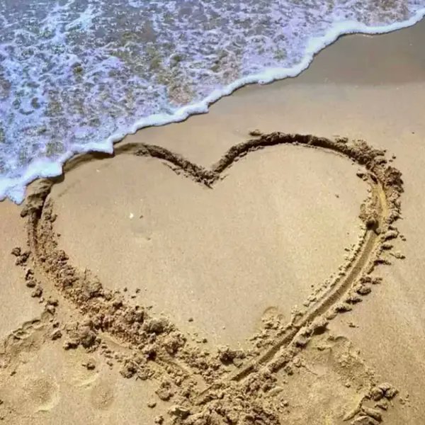 JarrardJer565's tweet image. Be the kind of person your WiFi thinks you are: strong, stable, and always connected. 📶😎 #MotivationWithHumor