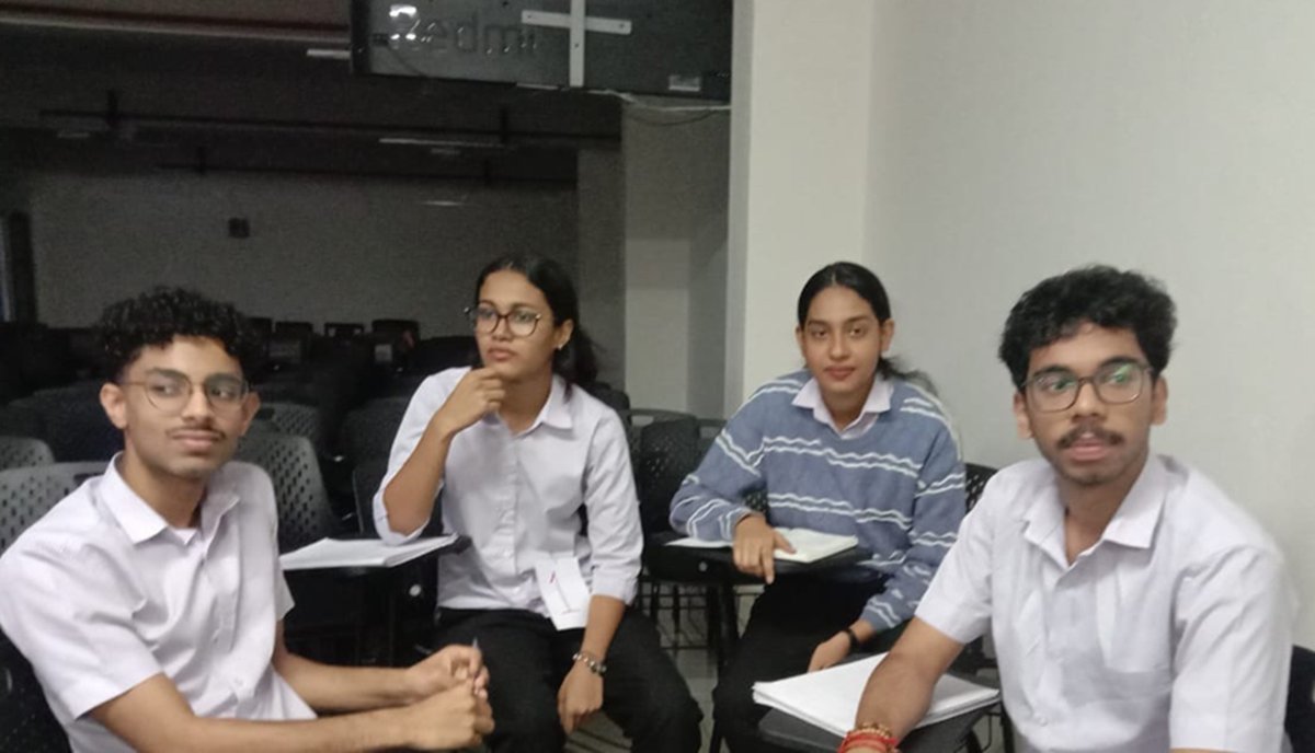 The Health &amp; Social Welfare Committee of SNA 2025-26 <a href="/MconManipal/">MCON_Manipal</a> <a href="/MAHE_Manipal/">Manipal Academy of Higher Education</a> organized debate competition in view of International Youth Day &amp; the launch of Viksit Bharat Yuva Connect Program (VBYCP) on the topic “Do influencer cultures distort young people’s values”.