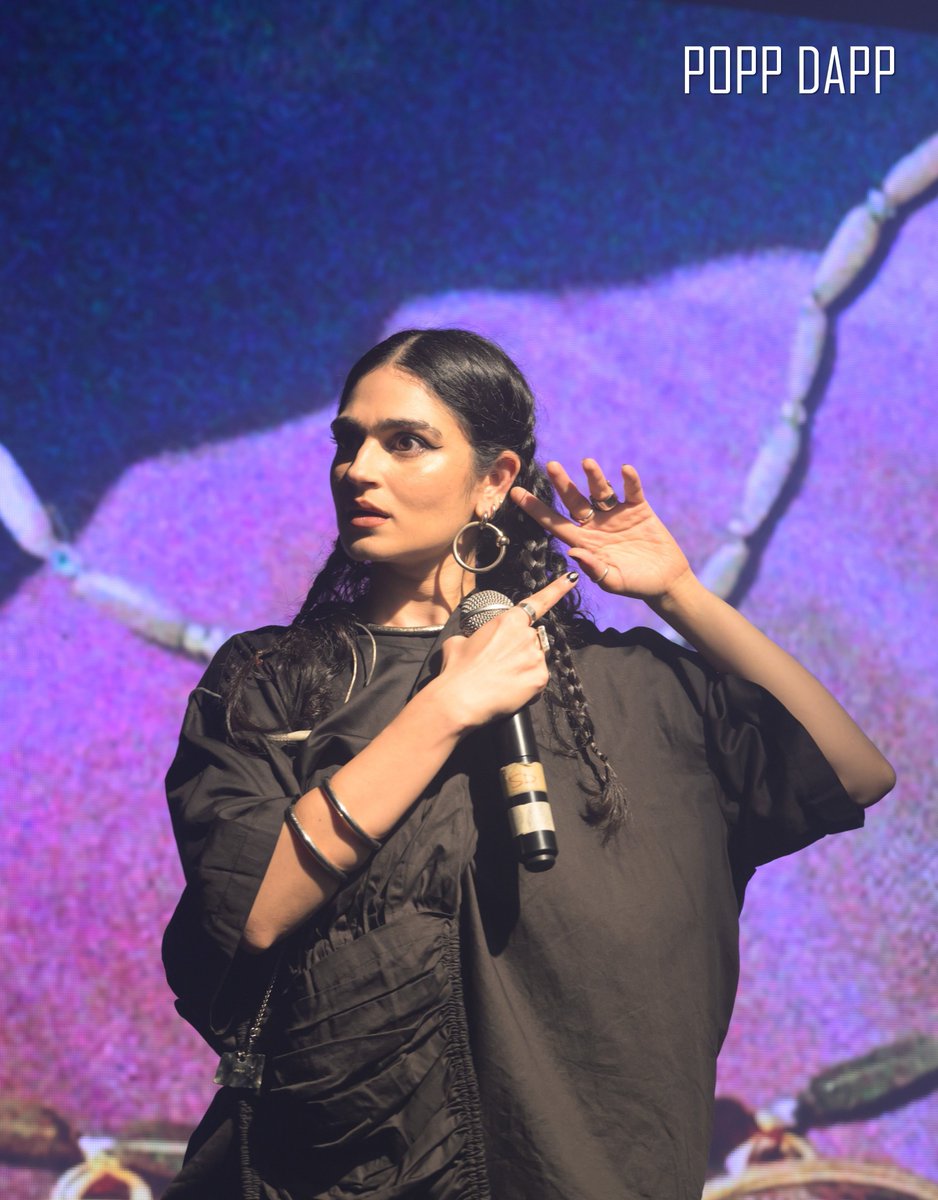 DappPopp's tweet photo. IN THE KEY OF MANY WORLDS - KAVYA TREHAN
@kavyatrehan
POPP DAPP VOL VI ISSUE IV JUL-AUG 2025 | INSIDE STORY | DIGITAL ISSUE
Order Now: https://t.co/2P0ipEa9Lx
#poppdapp #digitalissue #fashionmagazine #insidestory #KavyaTrehan #Hyperreal #IndieArtist #SingerSongwriter #IndieMu https://t.co/GSNWTptsVW