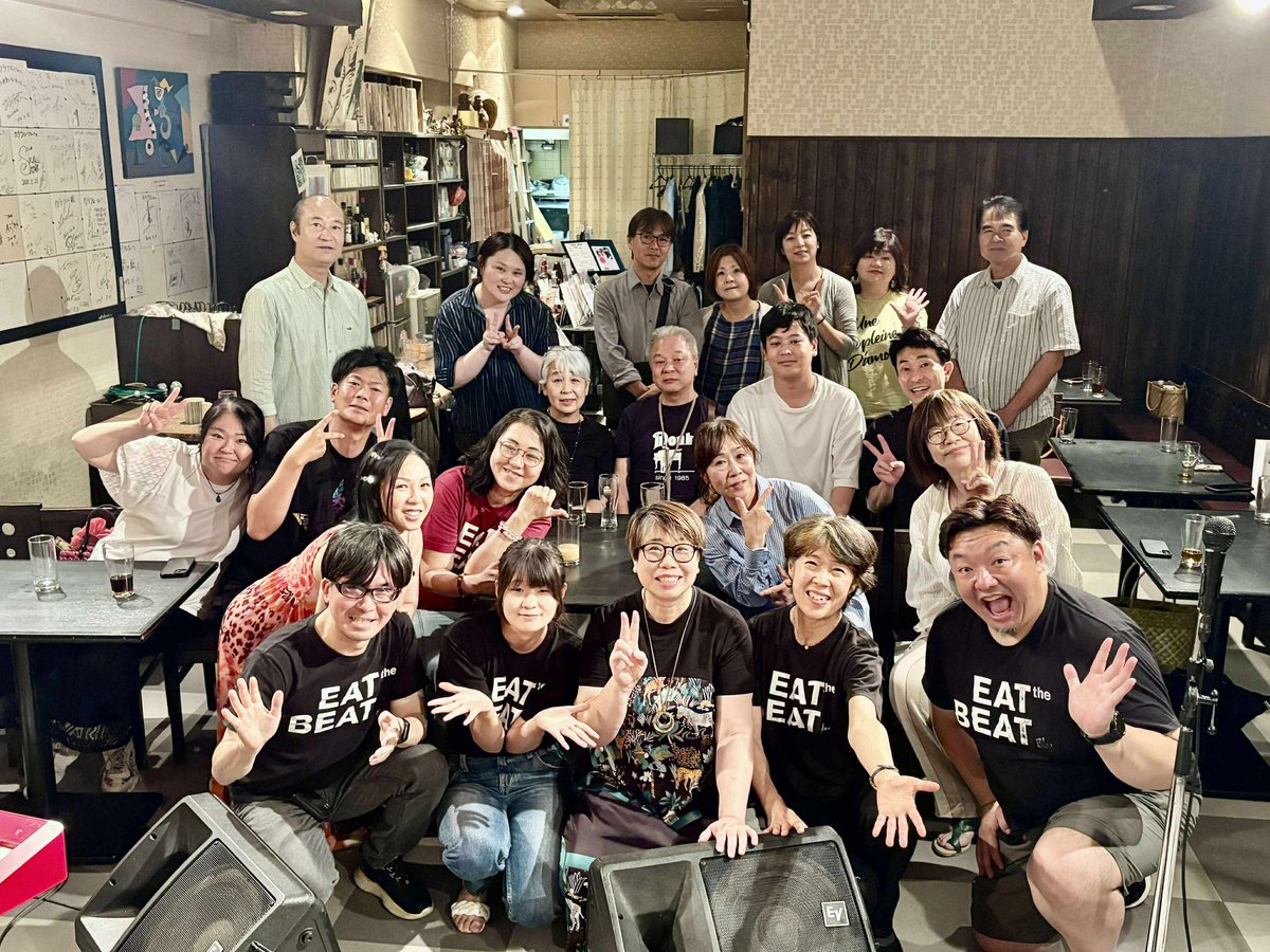 bottomjack's tweet photo. KIYOKA w/BJDAN 松山&amp;宇和島公演共に無事終了‼️大盛り上がり‼️
明日は
高知サルバドールさんへお邪魔します。
黎明期BJDANメンバーAh-we（vo）と。
お待ちしてます！グッズも👍

https://t.co/tVFK4gF2Kg https://t.co/0OO3urzIOF