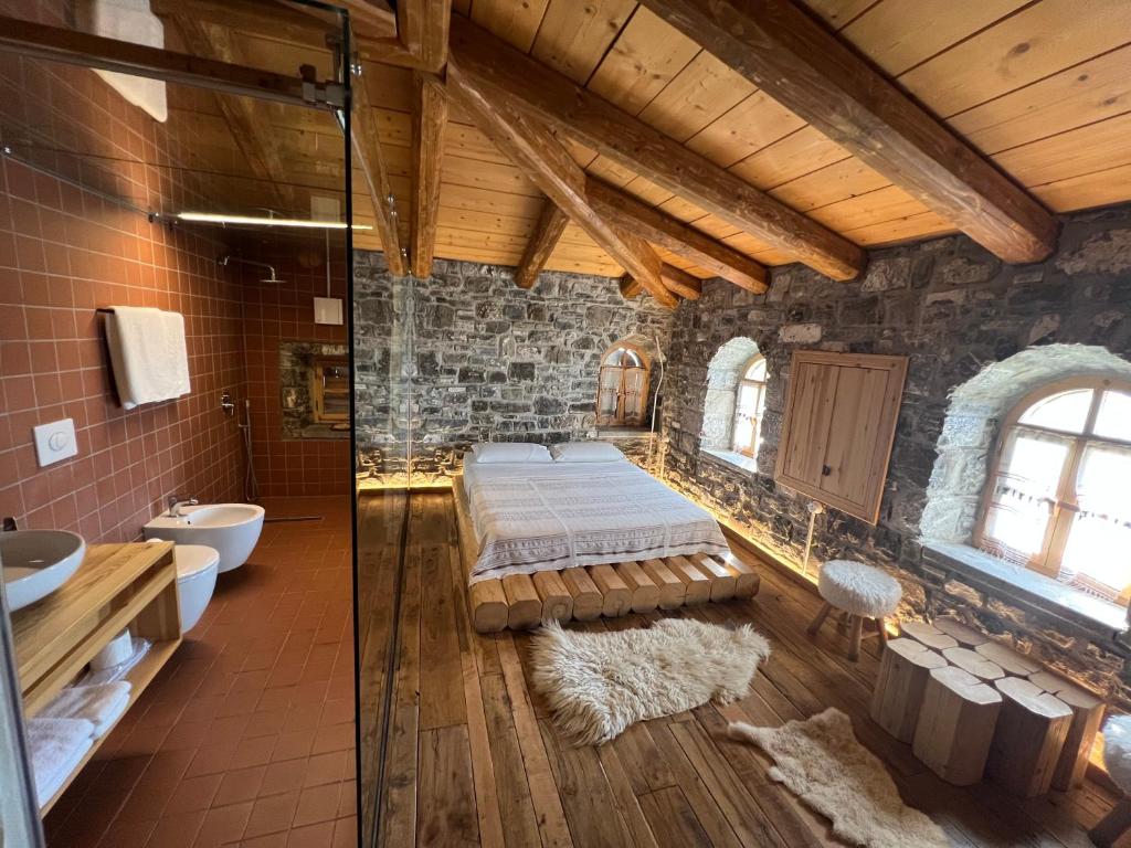 places2escape's tweet photo. 📍Place To Stay of the Week
🛏️Mrizi i Zanave Agroturizëm
🇦🇱 Albania https://t.co/uhfGvDRvRp