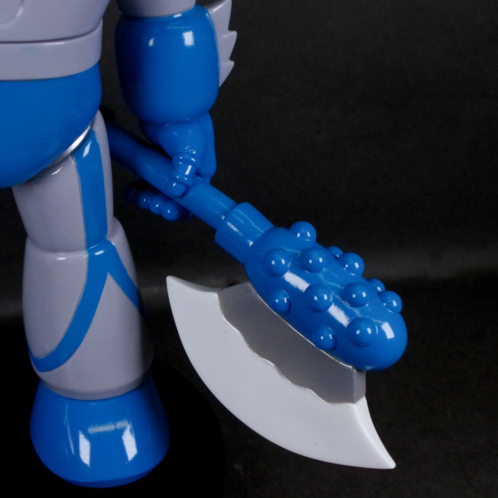 hakaba_gallery's tweet image. ★商品情報★
Planet Xよりゲッターロボ(練習機Ver.)がオンラインストアで発売中！
ディフォルメを効かせつつもシャープに造形されたスタイルとイメージ通りのカラーリングに加え、嬉しいオプションとして作中使用しなかった「ゲッタートマホーク」も付属。
#ゲッターロボ #ソフビ #getterrobot…