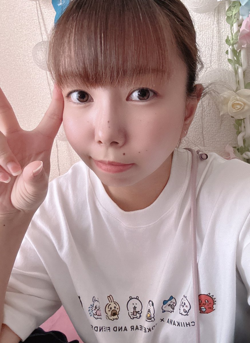 口内炎、すこーーしずつ治ってきてる
でも完治ではない🥲🥲しみる
はちみつ塗ったり、
1日分の野菜ジュースを3日分取ったり笑

やれやれ🤷‍♀️笑