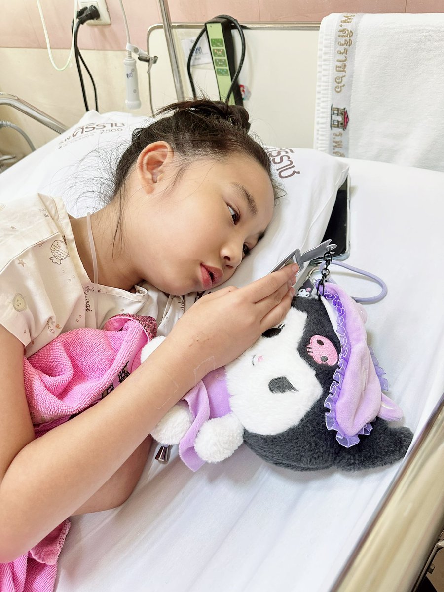 TripletsY tweet media