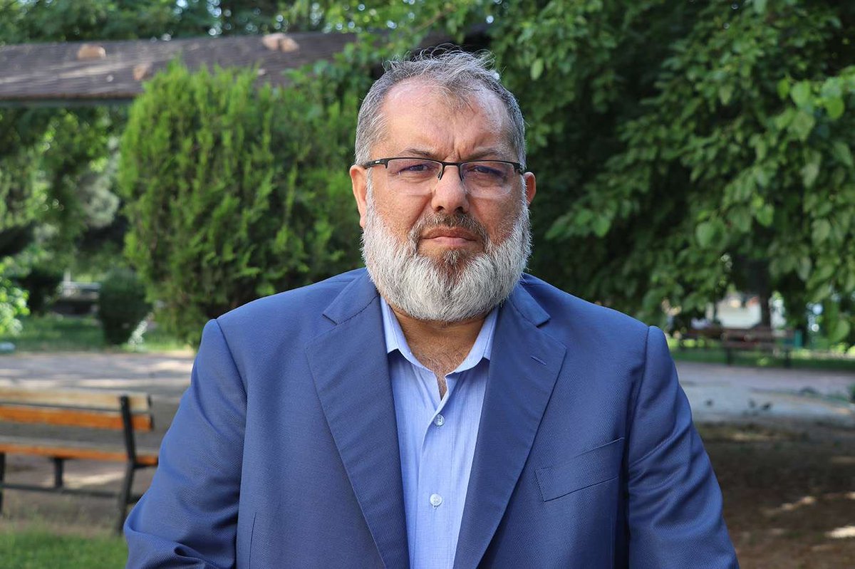 🔴 Mil Diyanet-Sen Genel Başkan Yardımcısı Ahmet Tahiroğlu:

Eğer Cuma hutbeleri laikliğe aykırı görülüyorsa, çözüm Kur’an’ın hükümlerini değiştirmek değildir; çözüm, laikliği sorgulamaktır.