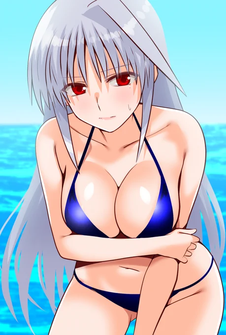 アインスさん、暑くないですか? 水着になったほうがいいんじゃないですか、 って助言しました。