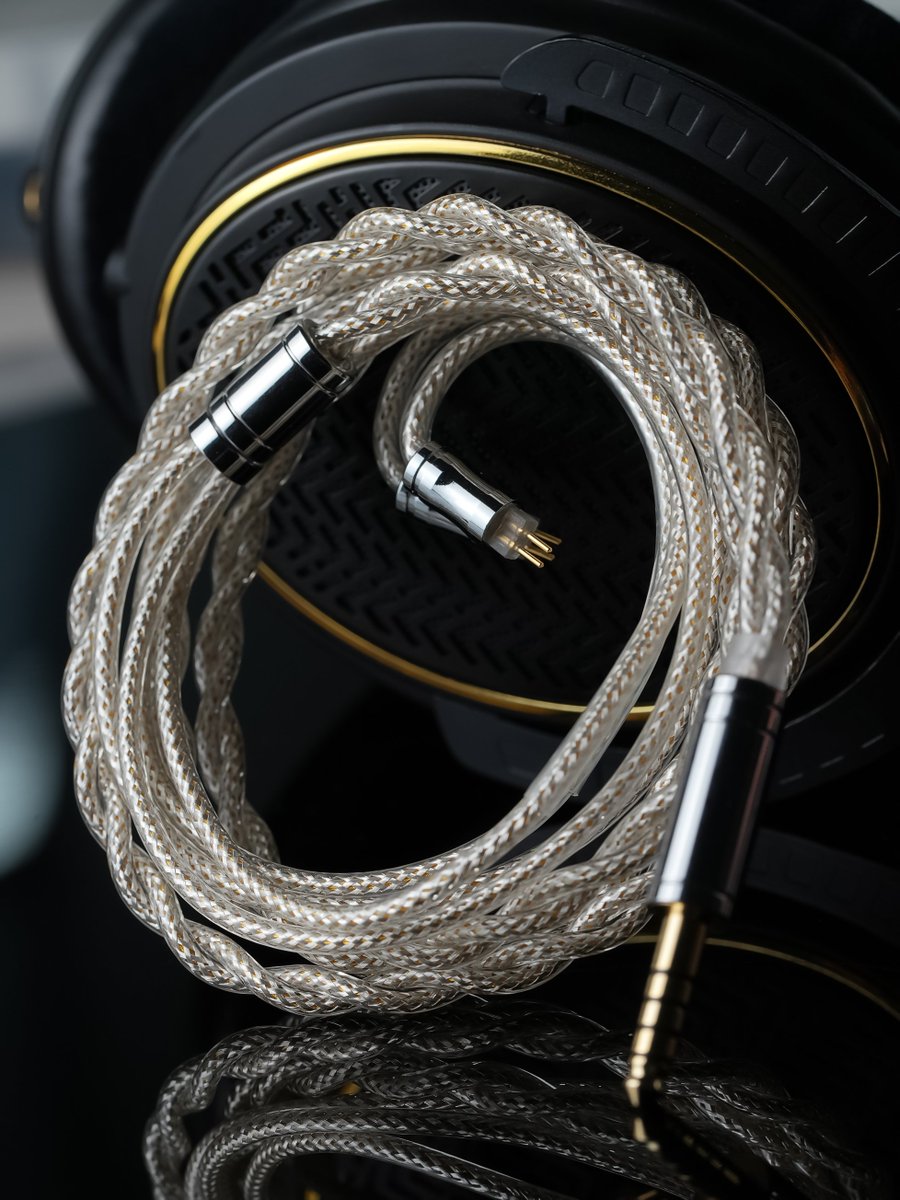 AliExpress Back To School Sale 
[Trusted-PB01]
OCC鍍銀シールド層で、純粋な音を忠実に再現
22AWGの低インピーダンスで、信号伝送がさらに安定 
二重シールド設計で、ノイズ干渉を徹底遮断
キャンペーンコード：PLNSA01ZHW88
vi.aliexpress.com/item/100500855…