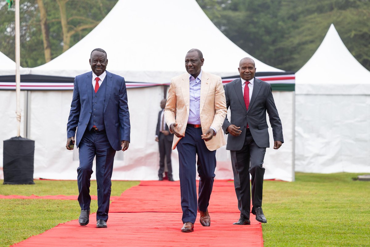 pjakreloaded's tweet photo. Former Prime Minister @RailaOdinga, President @WilliamsRuto and Deputy President @KindikiKithure arrive for ODM-Kenya Kwanza Parliamentary Group Meeting, Karen. https://t.co/PtSHErMfjm