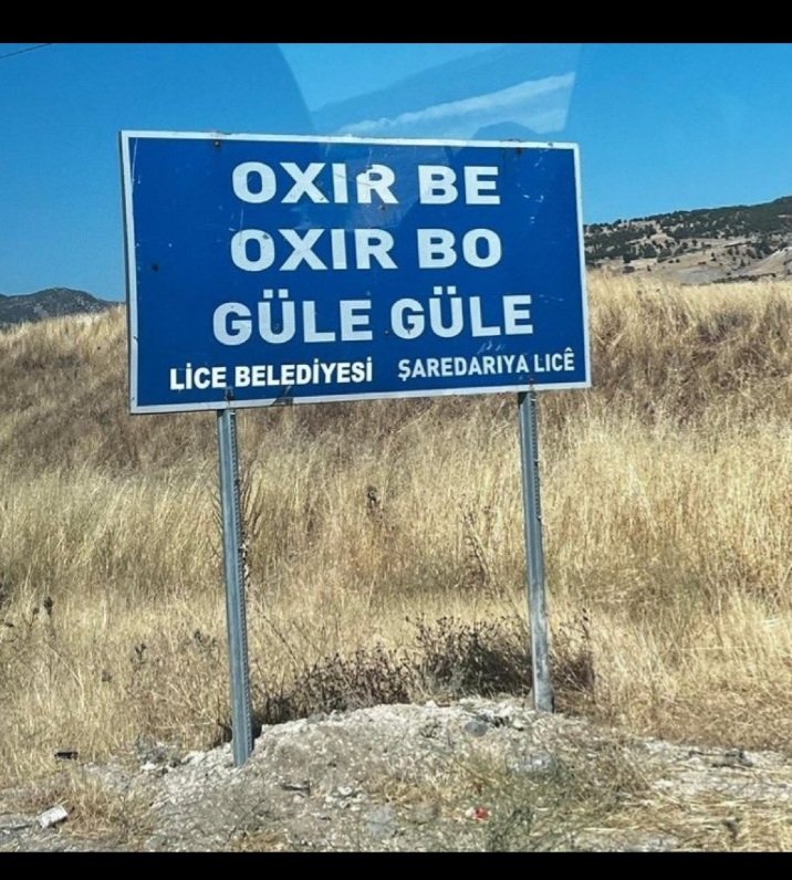 EEdebiyati's tweet photo. Bu tabelayı görünce kimler kudurur?
#Zazaca #kürtçe https://t.co/Cfbg6stopf