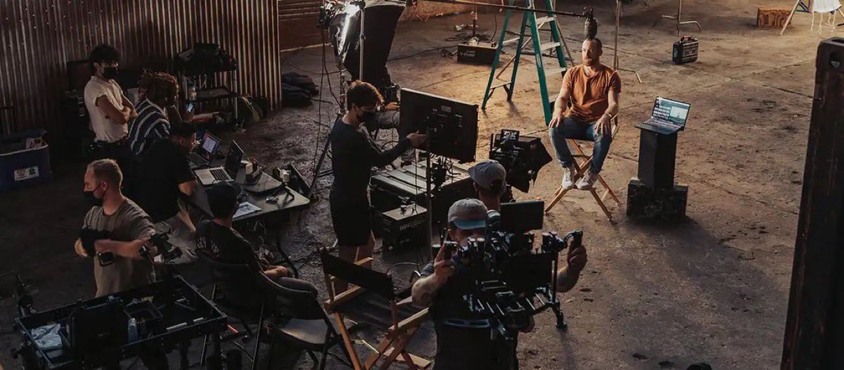 The cast of Focker In-Law, including Ariana Grande, will start filming today in New York City.