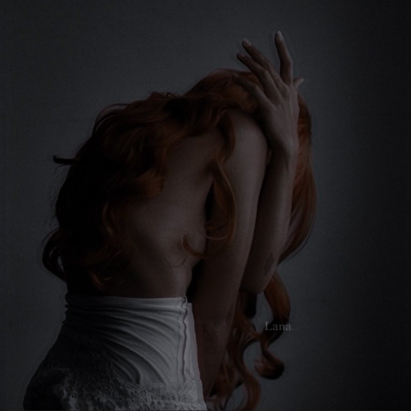 𝐂𝐇𝐀𝐏𝐓𝐄𝐑 𝐅𝐎𝐔𝐑: 𝑬𝒄𝒉𝒐𝒆𝒔 𝑩𝒆𝒕𝒘𝒆𝒆𝒏 𝑻𝒘𝒐 𝑯𝒆𝒍𝒍𝒔.

tumblr.com/damnedmidnight…