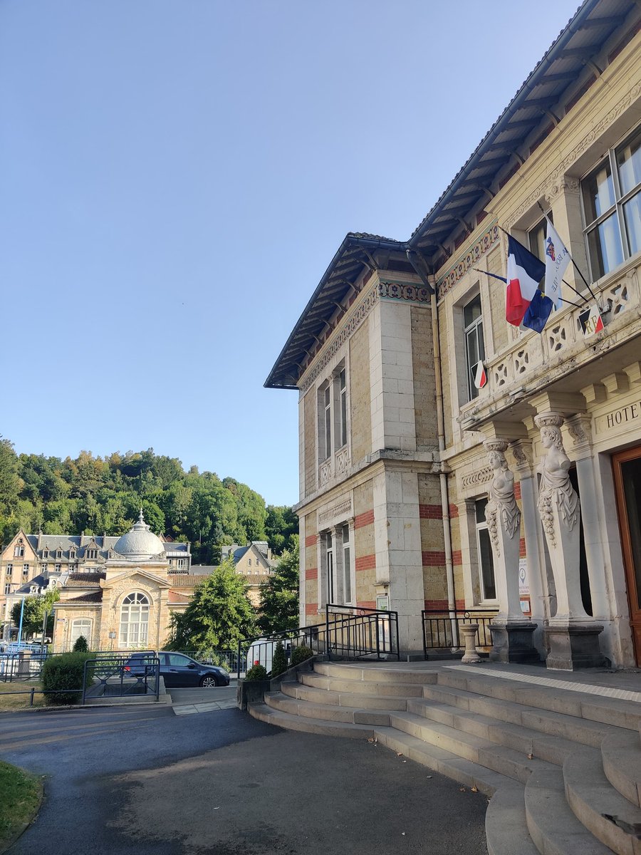 Office de tourisme de la Bourboule (@otbourboule) on Twitter photo Météo La Bourboule le lundi 18 août à 9h20, ciel bleu 20ºC 🌞
<a href="/MeteoSancy/">Météo SANCY</a> <a href="/otsancy/">Massif du Sancy</a> Météo La Bourboule le lundi 18 août à 9h20, ciel bleu 20ºC 🌞
<a href="/MeteoSancy/">Météo SANCY</a> <a href="/otsancy/">Massif du Sancy</a>